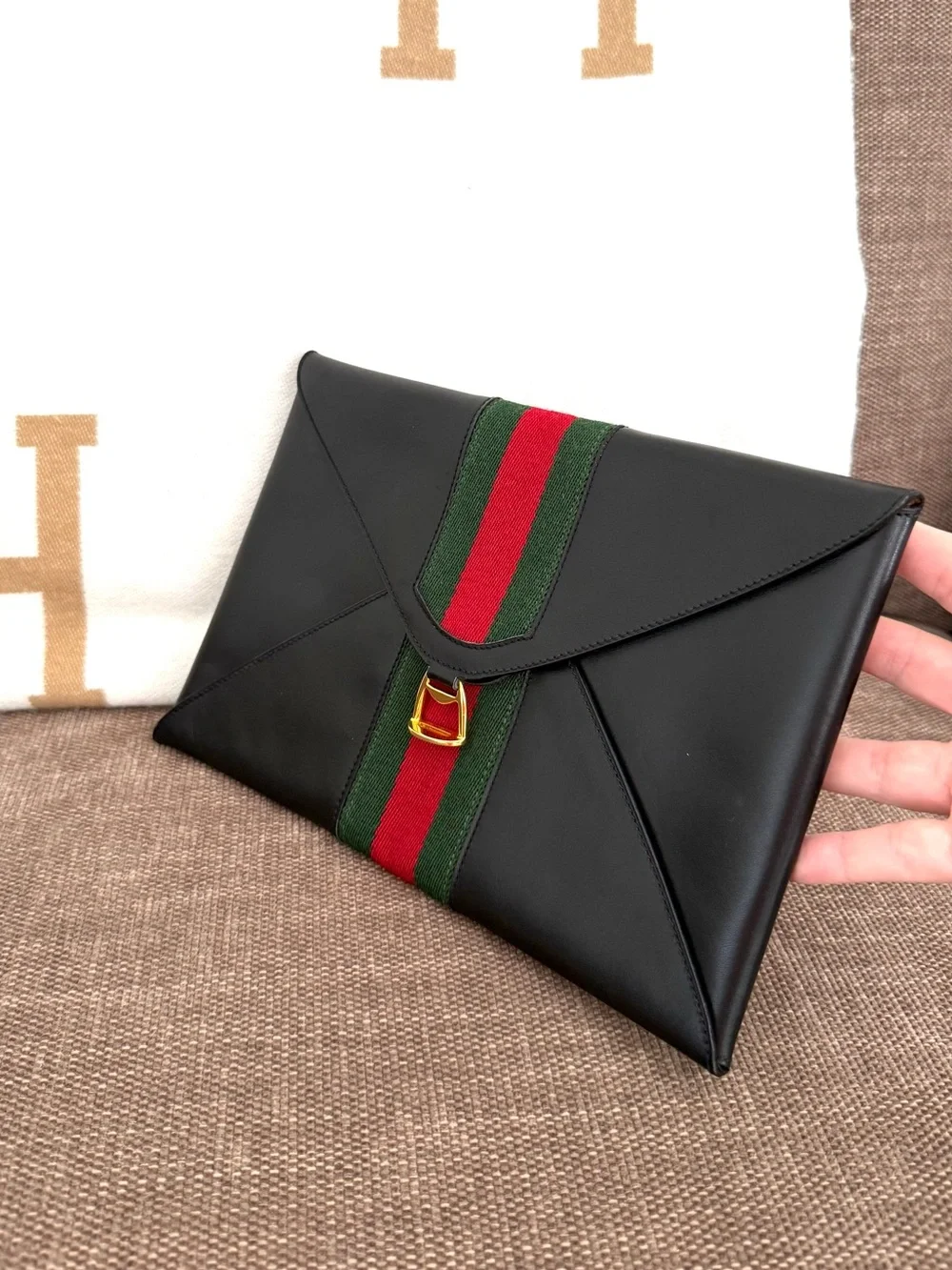 Authentic Gucci vintage black leather clutch bag red green accents